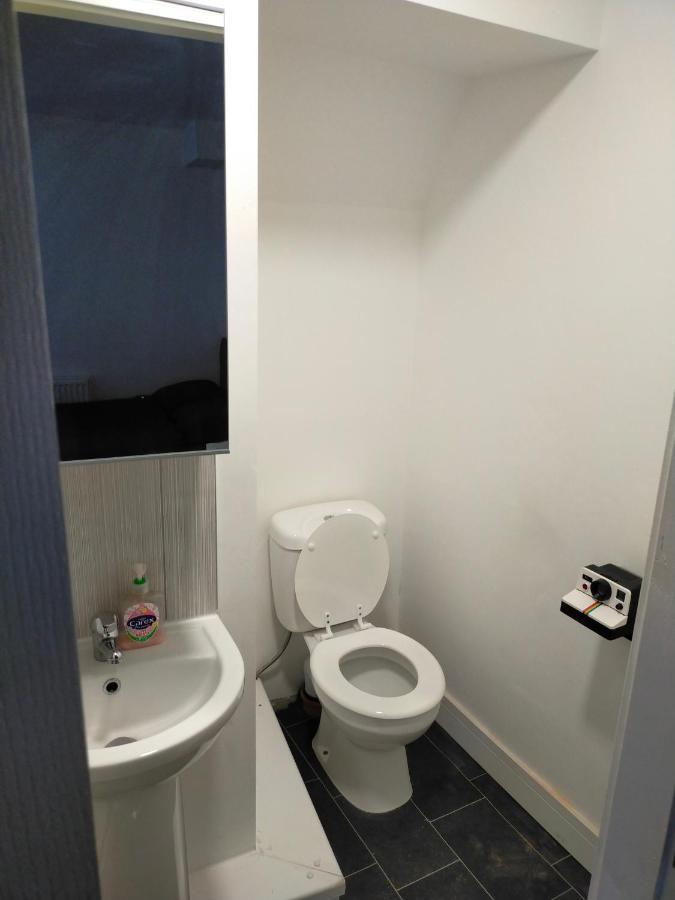 4 Bed Entire House - Heart Of The City - Near Sufc Sheffield Exteriör bild